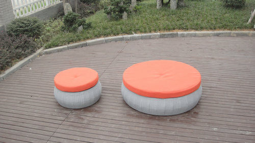 Waterproof Outdoor Rattan Sofa , Round Wicker Chair And Ottoman Set