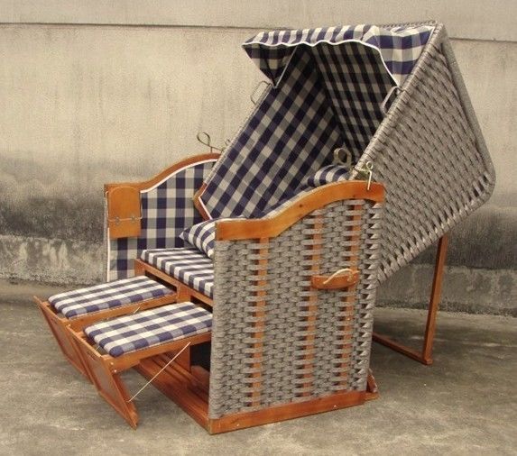 HandWoven Wooden Roofed Wicker Beach Chair & Strandkorb