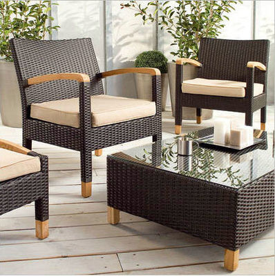 4pcs rattan sofas with wooden legs and arms